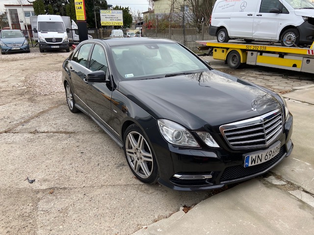 Mercedes E212, 350 4matic AMG